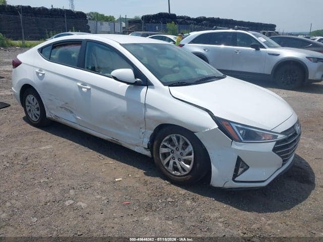 2019 HYUNDAI ELANTRA SE 1