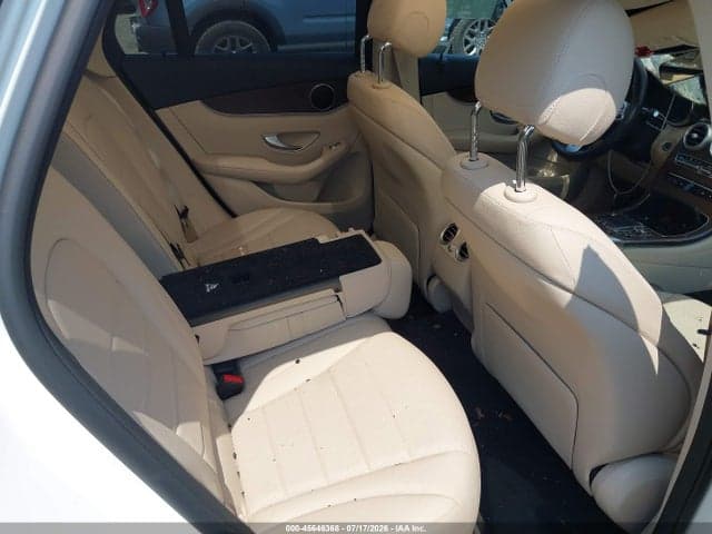 2021 MERCEDES-BENZ GLC 300 4MATIC SUV 8