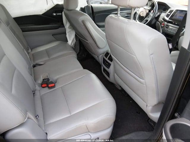 2017 HONDA PILOT EX-L 8