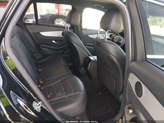 2019 MERCEDES-BENZ GLC 300 8