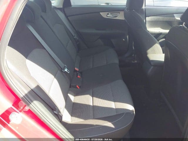 2023 KIA FORTE LXS 8