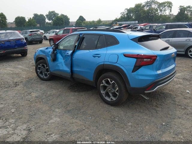 2025 CHEVROLET TRAX FWD LT 3