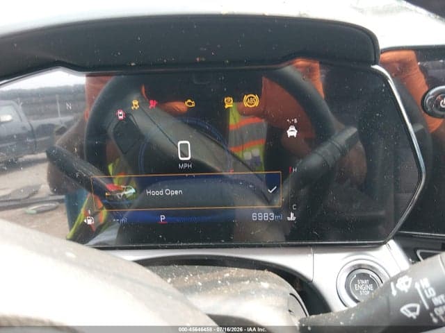 2025 CHEVROLET TRAX FWD LT 7