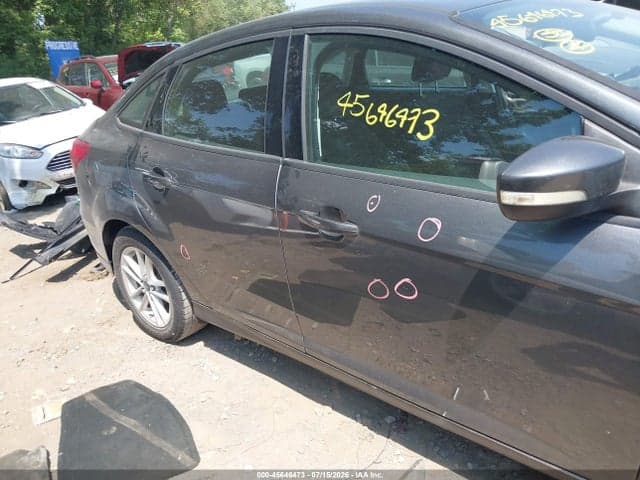 2017 FORD FOCUS SE 14