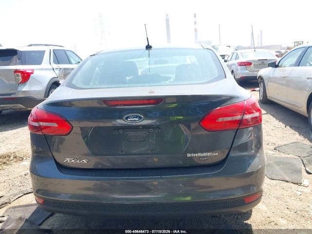 2017 FORD FOCUS SE 17