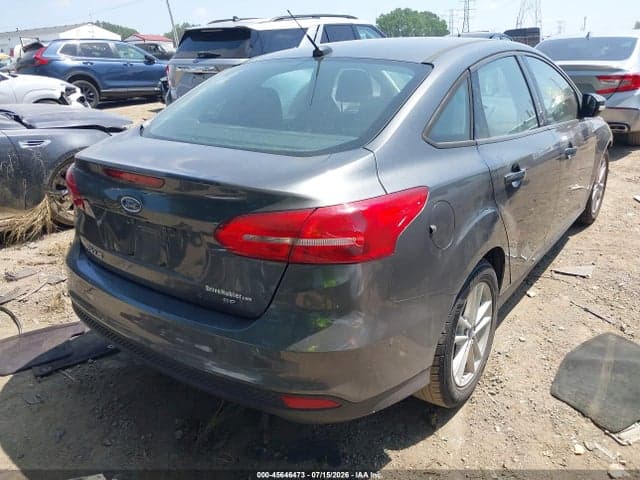 2017 FORD FOCUS SE 4