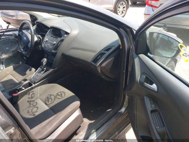 2017 FORD FOCUS SE 5