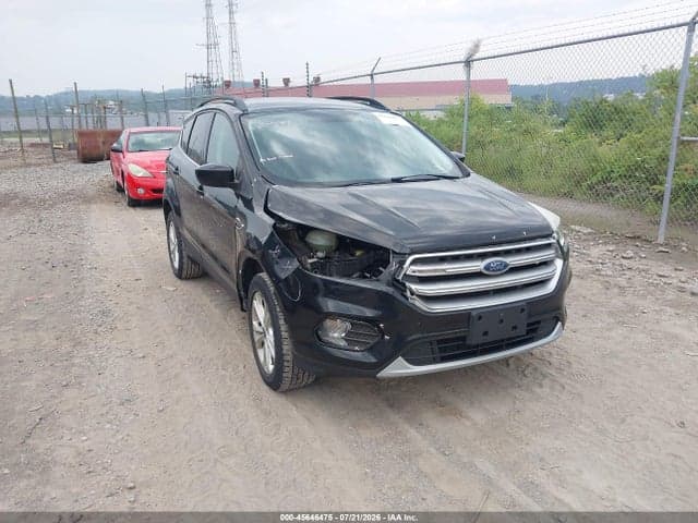 2017 FORD ESCAPE SE 1