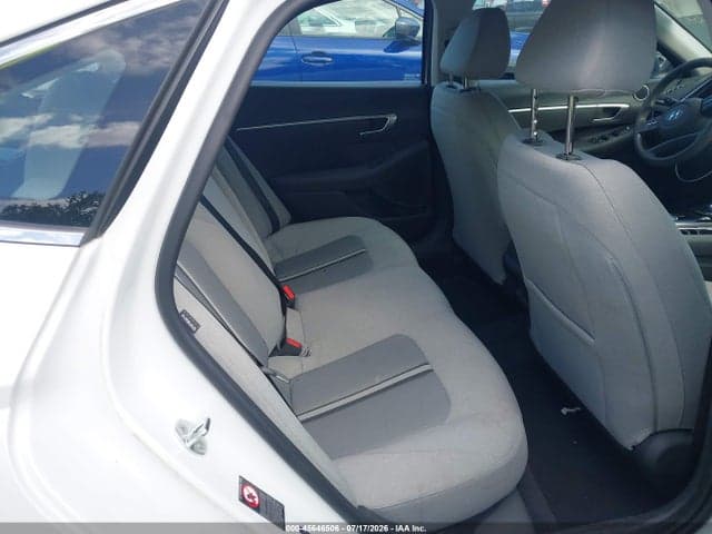 2021 HYUNDAI SONATA SE 8