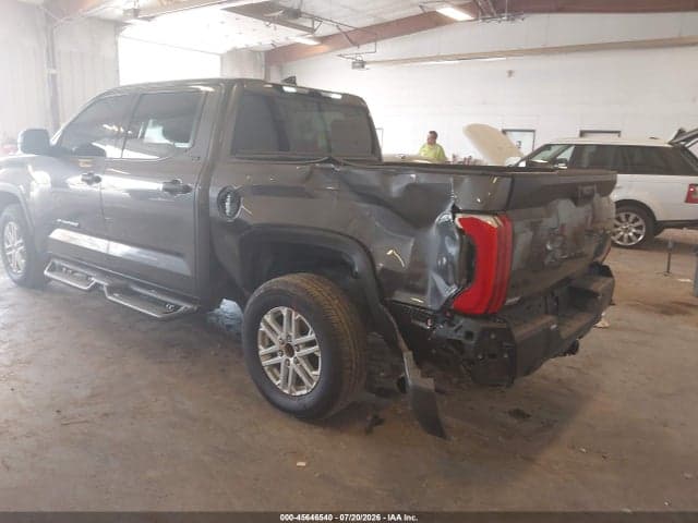 2023 TOYOTA TUNDRA SR5 3