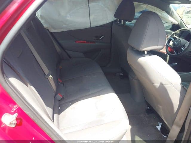 2021 HYUNDAI ELANTRA SE 8