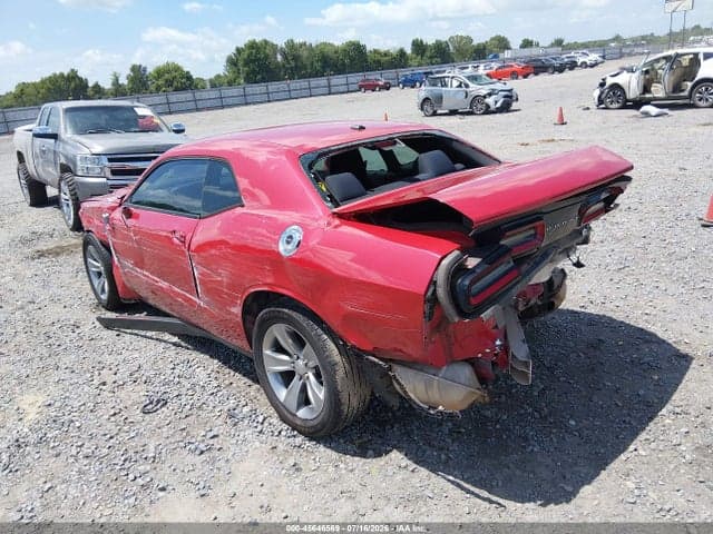 2016 DODGE CHALLENGER SXT 3