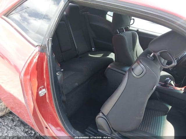 2016 DODGE CHALLENGER SXT 8