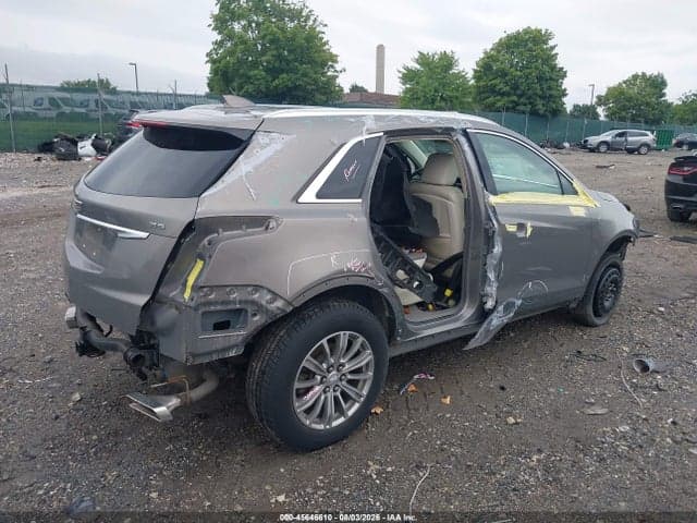 2017 CADILLAC XT5 LUXURY 4