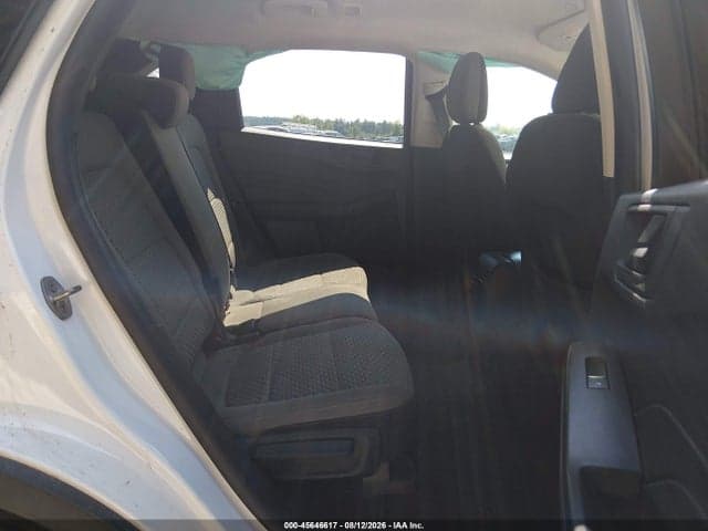 2022 FORD ESCAPE SE 8