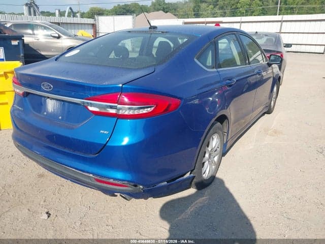 2017 FORD FUSION SE 4
