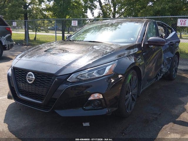 2022 NISSAN ALTIMA SR INTELLIGENT AWD 2