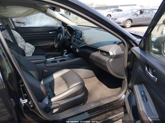 2022 NISSAN ALTIMA SR INTELLIGENT AWD 5