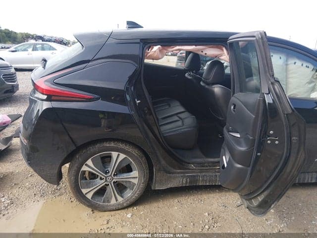 2019 NISSAN LEAF SL 8