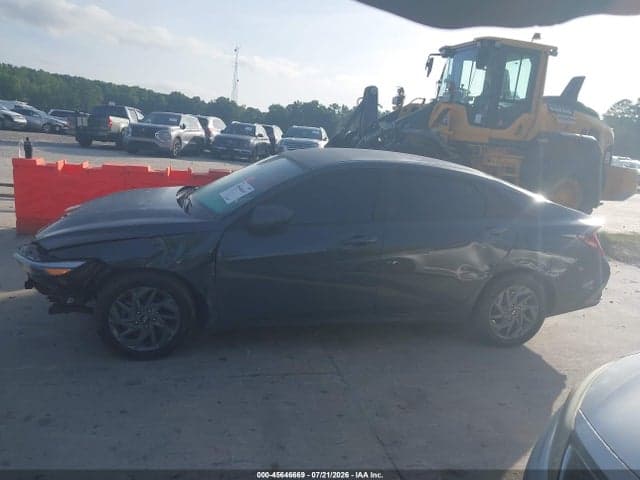 2024 HYUNDAI ELANTRA SEL 14