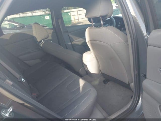 2024 HYUNDAI ELANTRA SEL 8