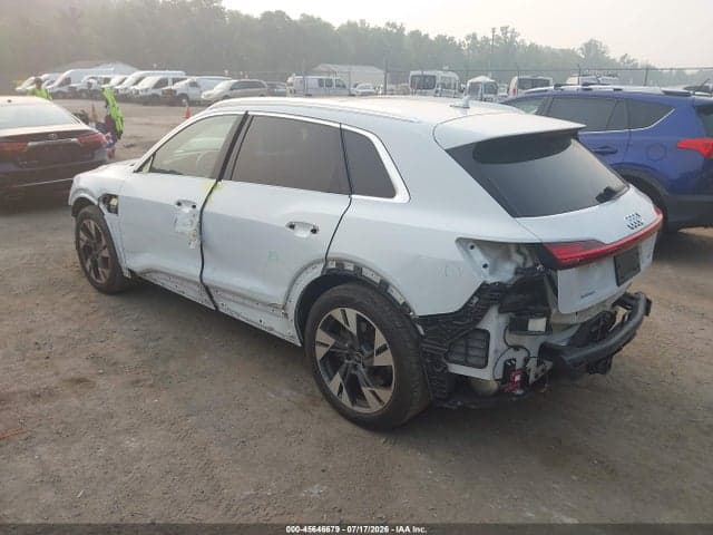 2021 AUDI E-TRON PREMIUM QUATTRO 3