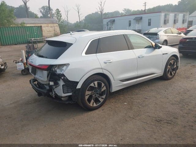 2021 AUDI E-TRON PREMIUM QUATTRO 4