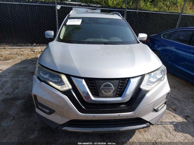 2017 NISSAN ROGUE SL 12
