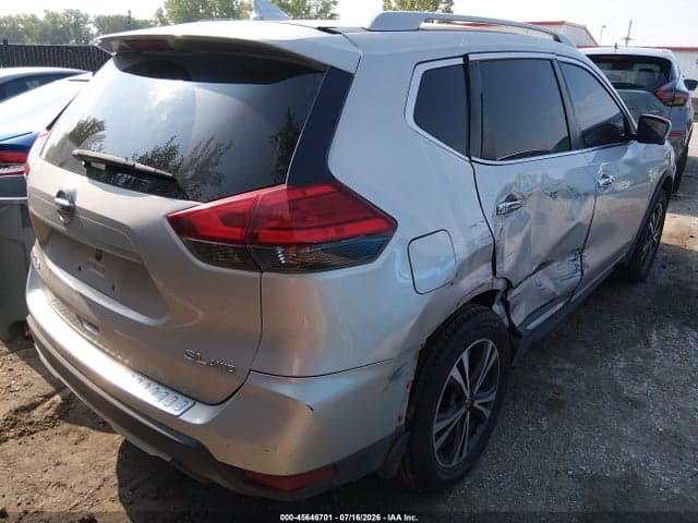 2017 NISSAN ROGUE SL 4