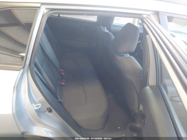 2024 TOYOTA COROLLA CROSS LE 8