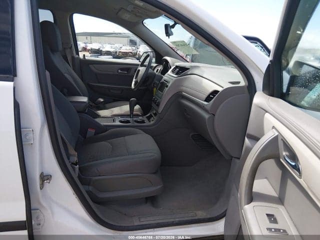 2016 CHEVROLET TRAVERSE LS 5