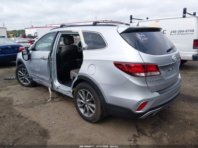 2018 HYUNDAI SANTA FE SE 3