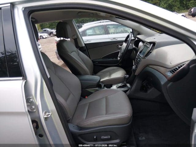 2018 HYUNDAI SANTA FE SE 5