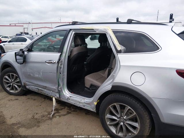 2018 HYUNDAI SANTA FE SE 6