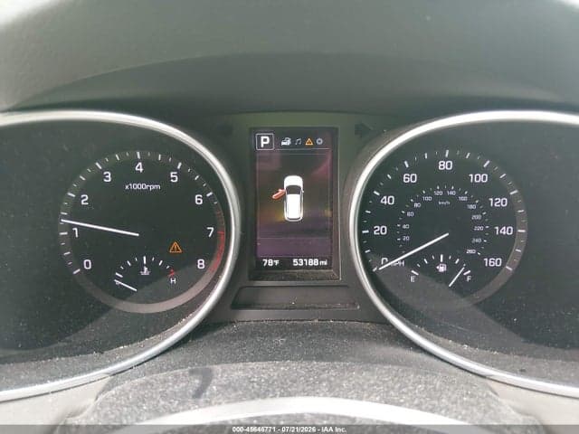2018 HYUNDAI SANTA FE SE 7
