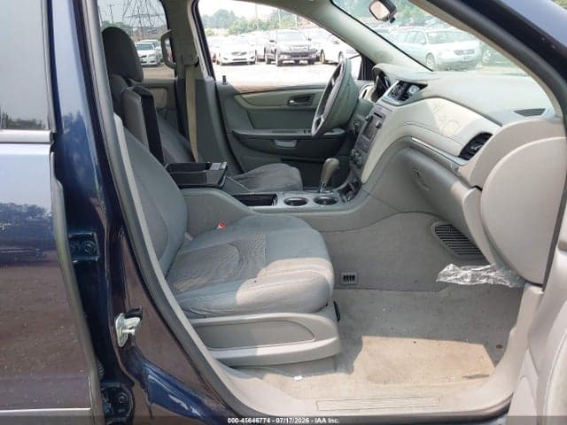2017 CHEVROLET TRAVERSE LS 5