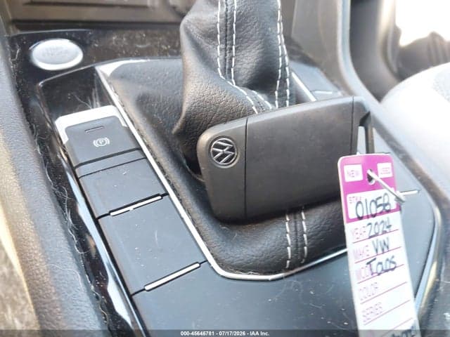 2024 VOLKSWAGEN TAOS 1.5T S 11