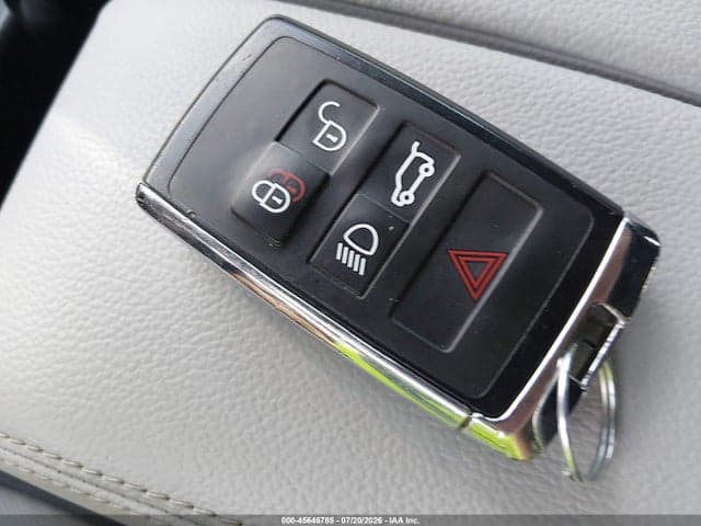 2020 LAND ROVER RANGE ROVER EVOQUE FIRST EDITION 11