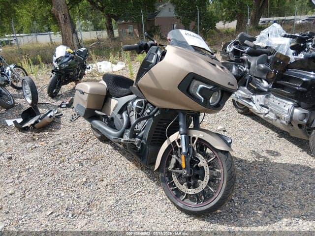 2020 INDIAN MOTORCYCLE CO. CHALLENGER DARK HORSE - 1