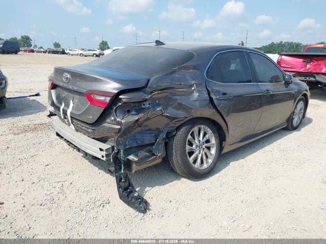 2021 TOYOTA CAMRY LE 4