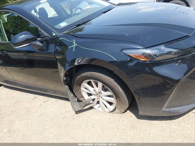 2025 TOYOTA CAMRY LE 6