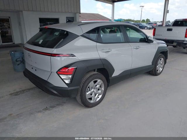 2026 HYUNDAI KONA SE 4