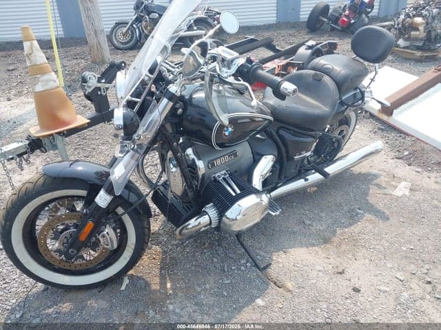2021 BMW R18 CLASSIC 2