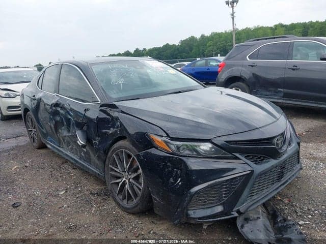 2022 TOYOTA CAMRY SE 6