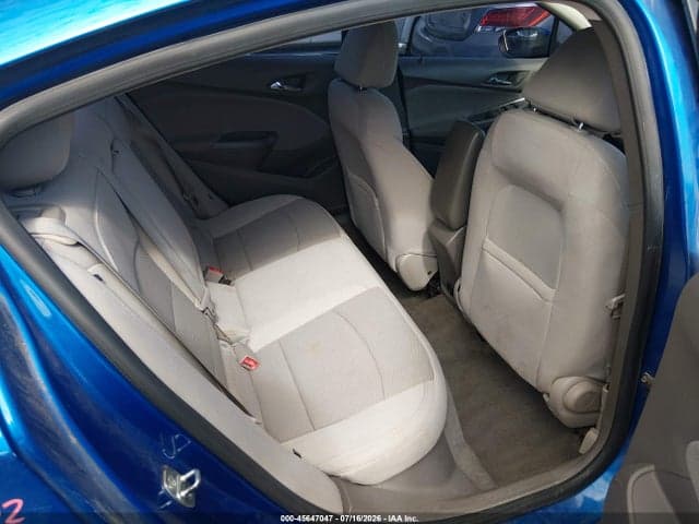 2017 CHEVROLET CRUZE LT AUTO 8