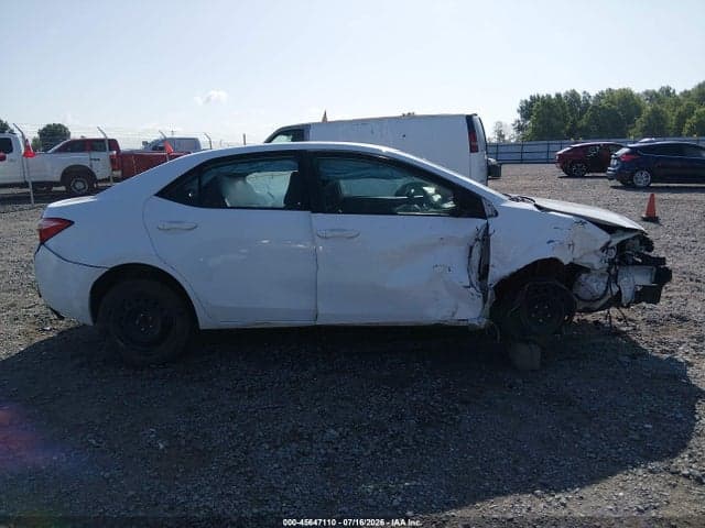 2017 TOYOTA COROLLA LE 13