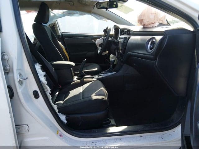 2017 TOYOTA COROLLA LE 5