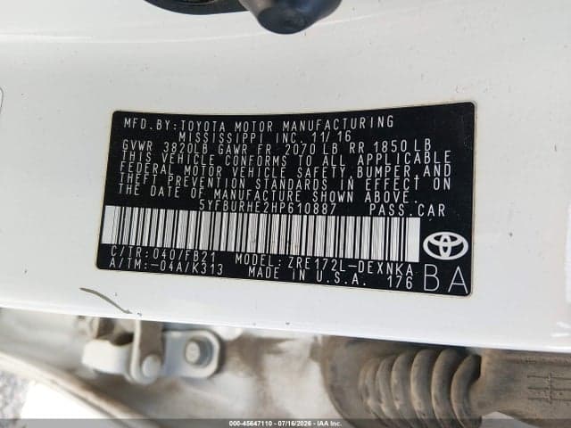 2017 TOYOTA COROLLA LE 9