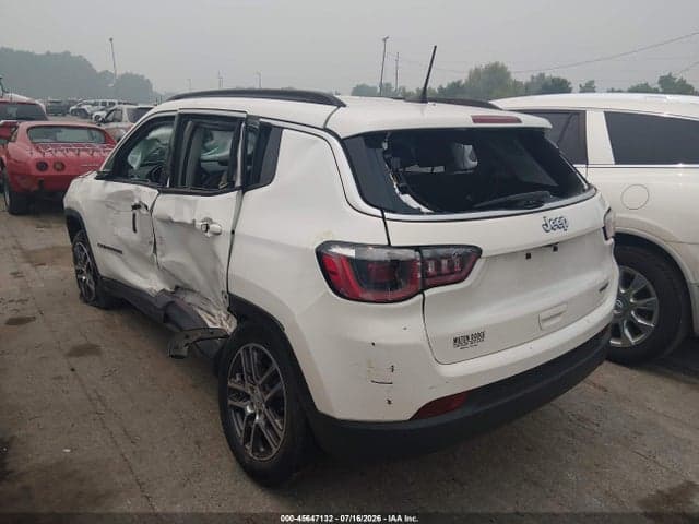 2018 JEEP COMPASS LATITUDE FWD 3
