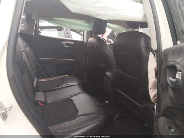 2018 JEEP COMPASS LATITUDE FWD 8